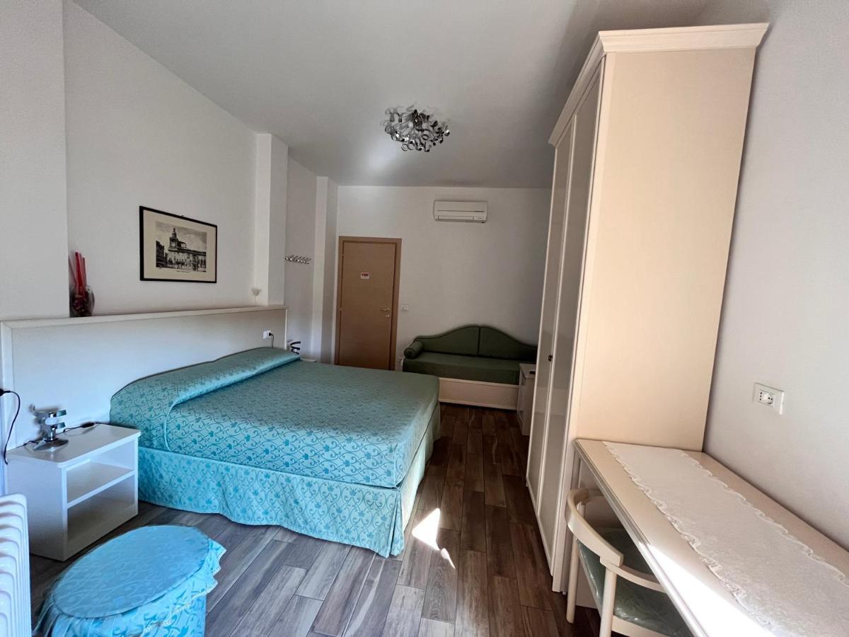 Guest House In Piazza 볼로냐 외부 사진