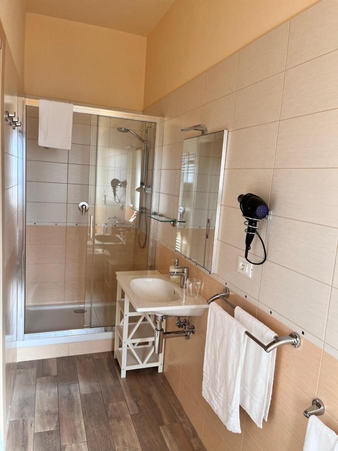 Guest House In Piazza 볼로냐 외부 사진